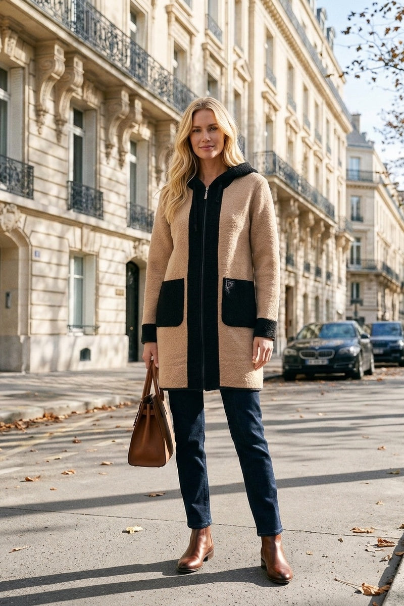 Cardigan à capuche et fermeture éclair, orné d'empiècements contrastés texturés sur les poches