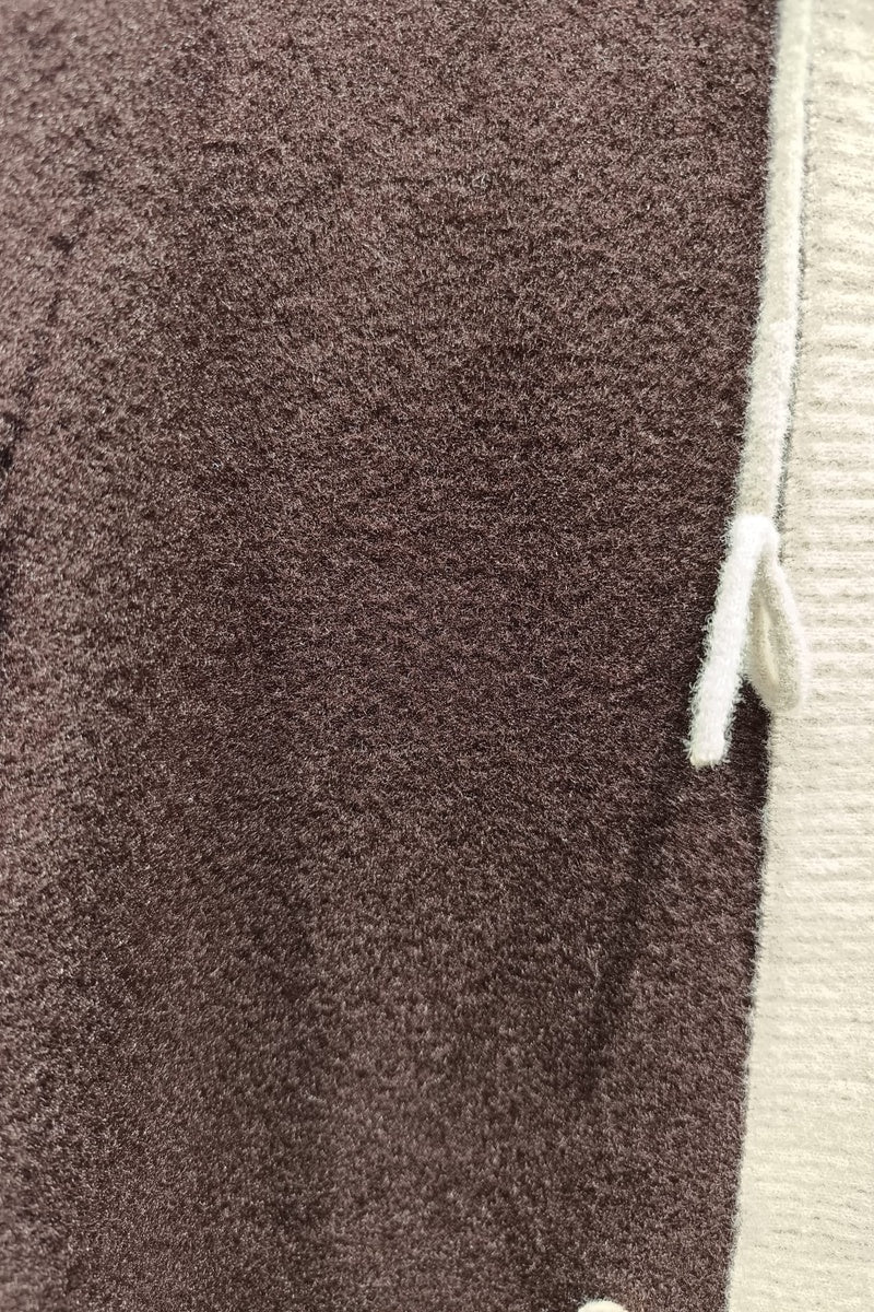 Cardigan à capuche et fermeture éclair, orné d'empiècements contrastés texturés sur les poches