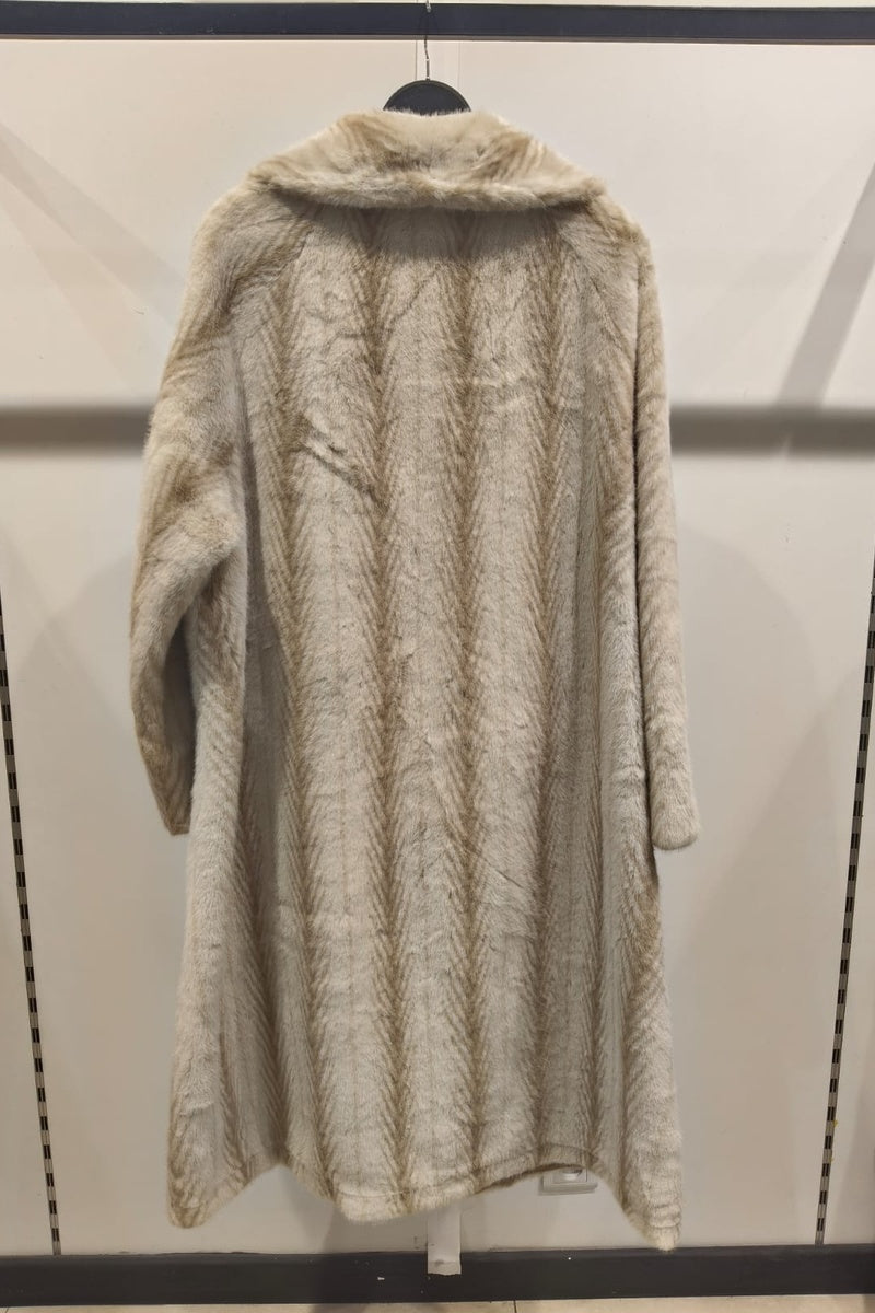 Manteau long premium fausse fourrure avec poches