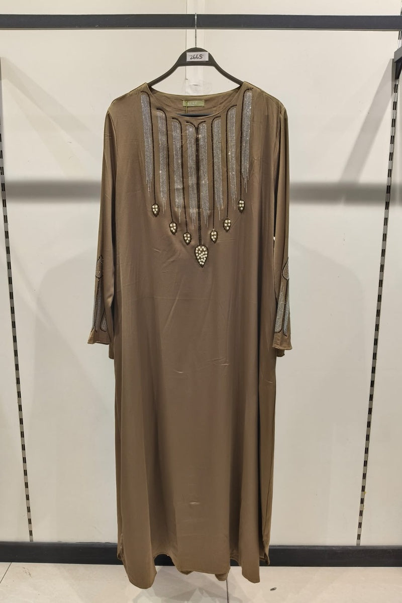 Abaya longue unie avec magnifique strass