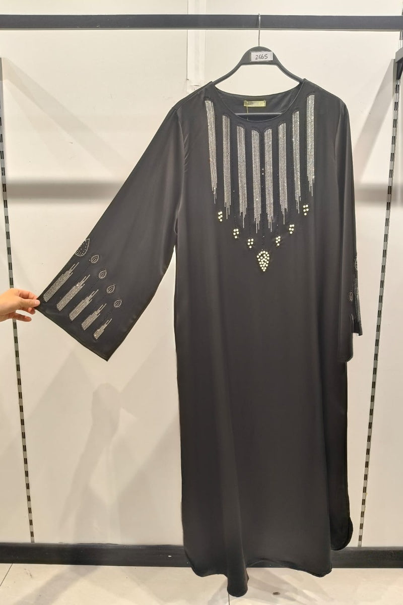 Abaya longue unie avec magnifique strass