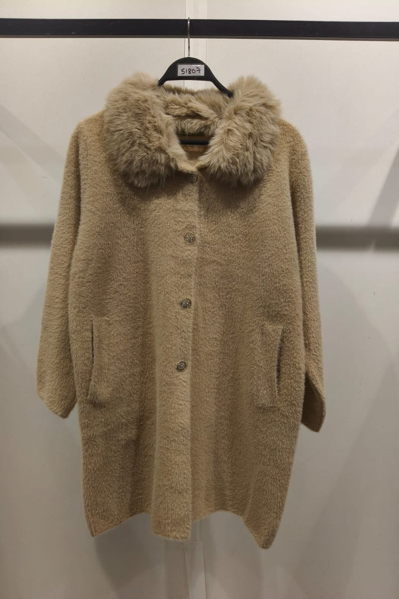 Manteau uni fausse fourrure avec poches