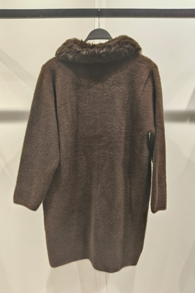 Manteau uni fausse fourrure avec poches