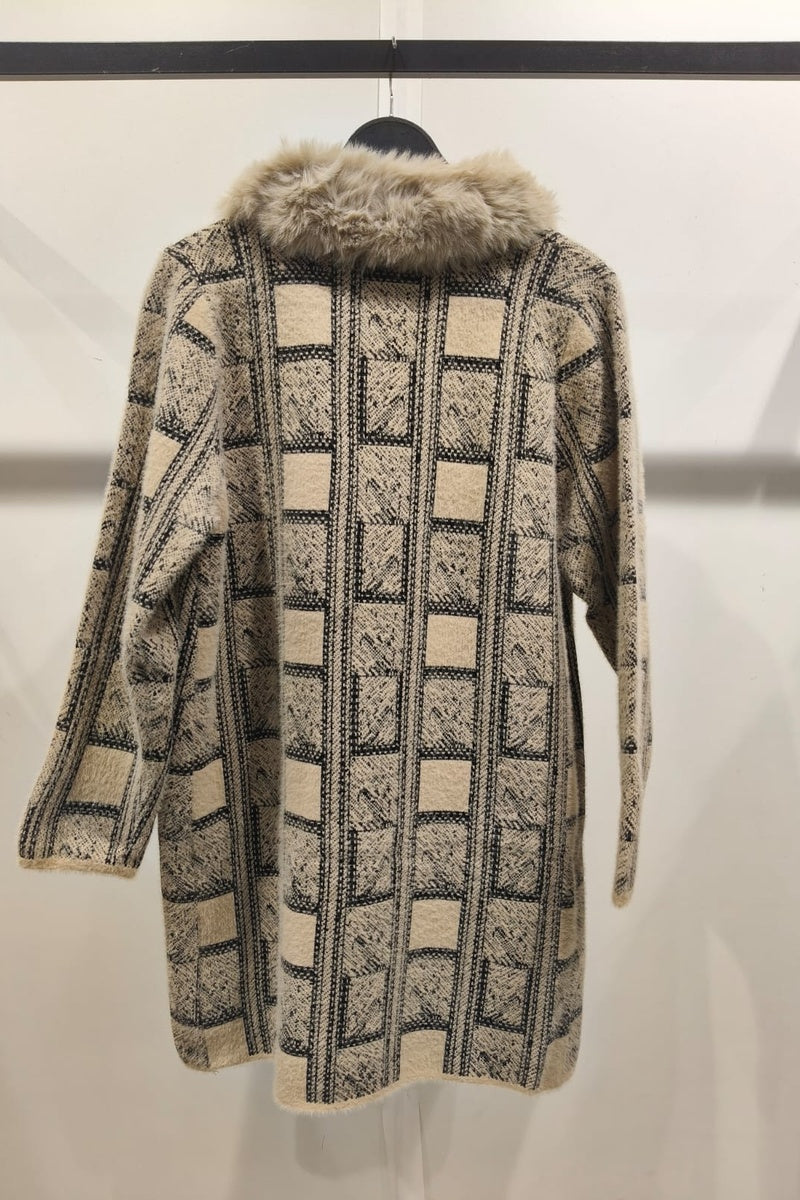 Manteau imprimé fausse fourrure avec poches