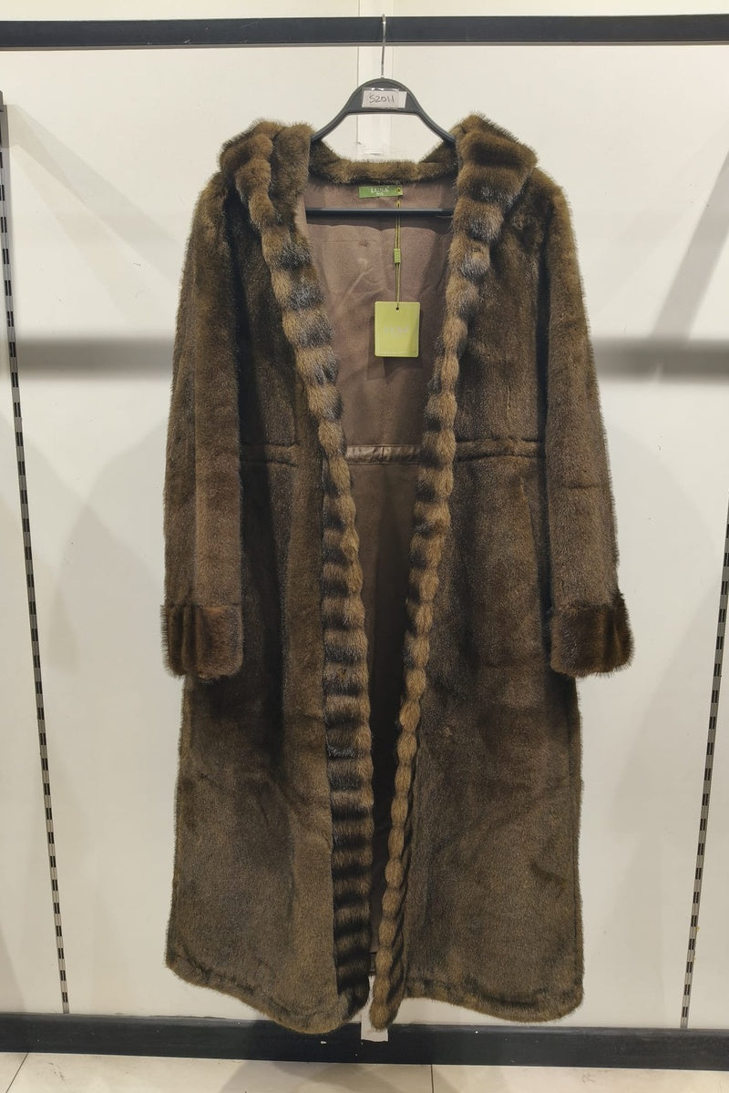 Manteau uni premium fausse fourrure avec poches et capuche