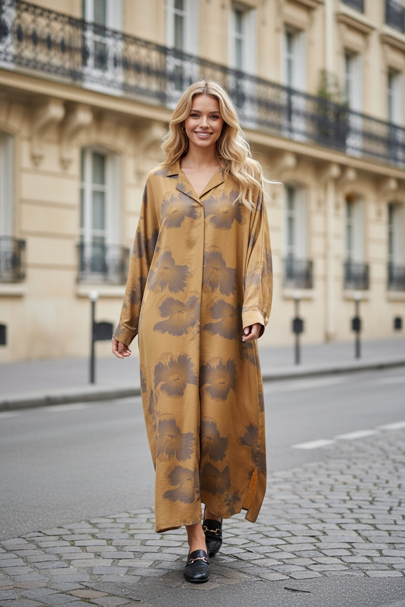Robe longue fluide imprimée fleurie manches papillons avec col chemise