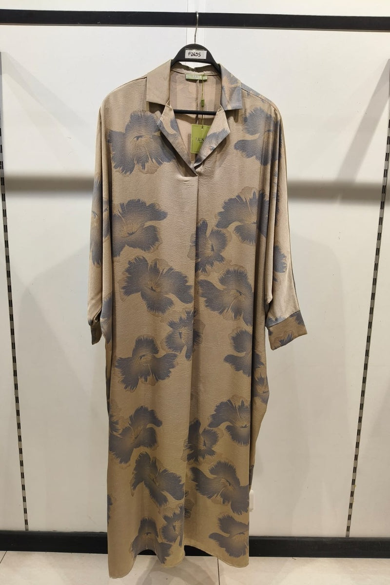 Robe longue fluide imprimée fleurie manches papillons avec col chemise