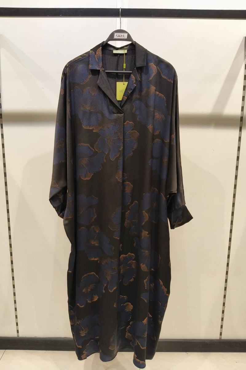 Robe longue fluide imprimée fleurie manches papillons avec col chemise
