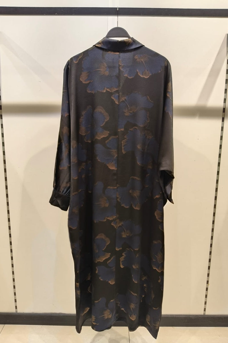 Robe longue fluide imprimée fleurie manches papillons avec col chemise