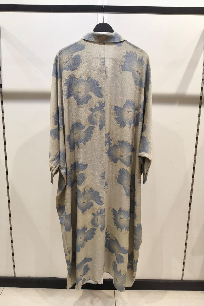 Robe longue fluide imprimée fleurie manches papillons avec col chemise