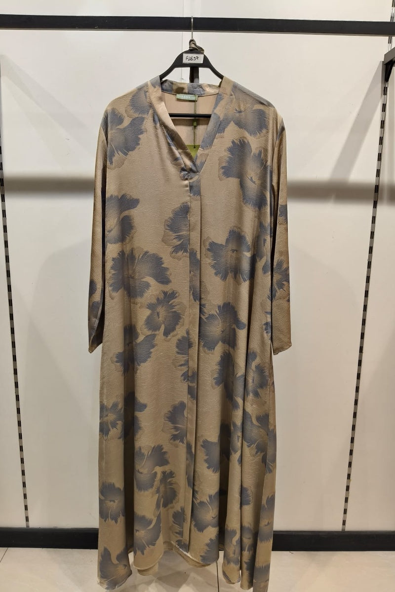 Robe longue fluide imprimée fleurie col V avec ceinture