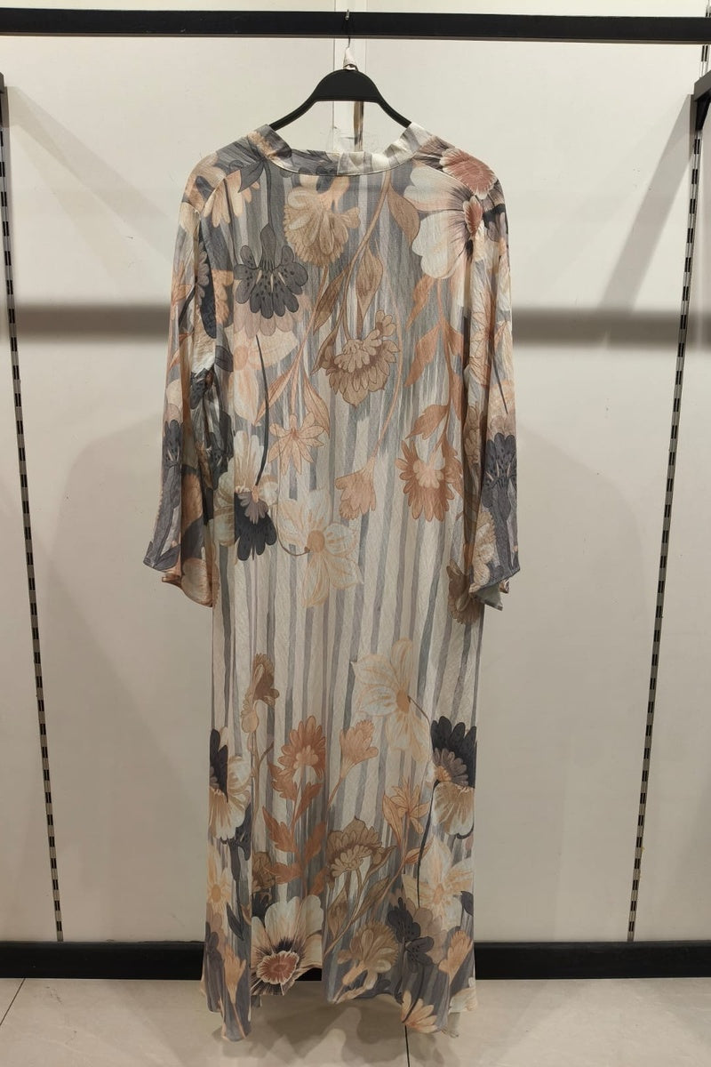 Robe longue imprimée fleurie avec poches, ceinture et broche en fleur