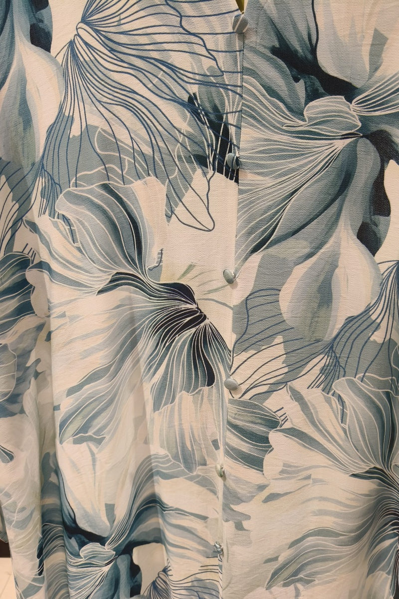 Robe longue imprimée fleurie boutonnée