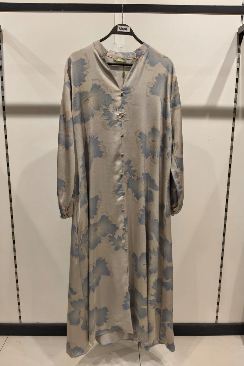 Robe longue imprimée fleurie avec boutons de décor