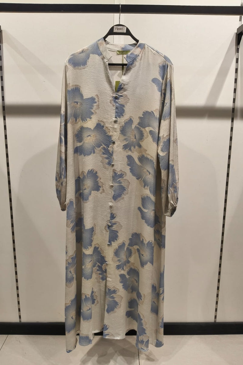 Robe longue imprimée fleurie avec boutons de décor