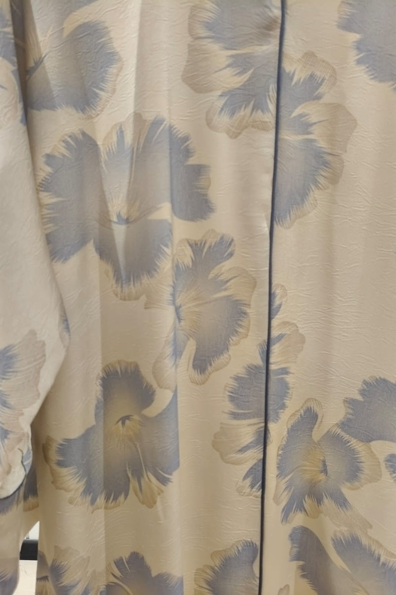 Robe longue fluide imprimée fleurie effet paillette
