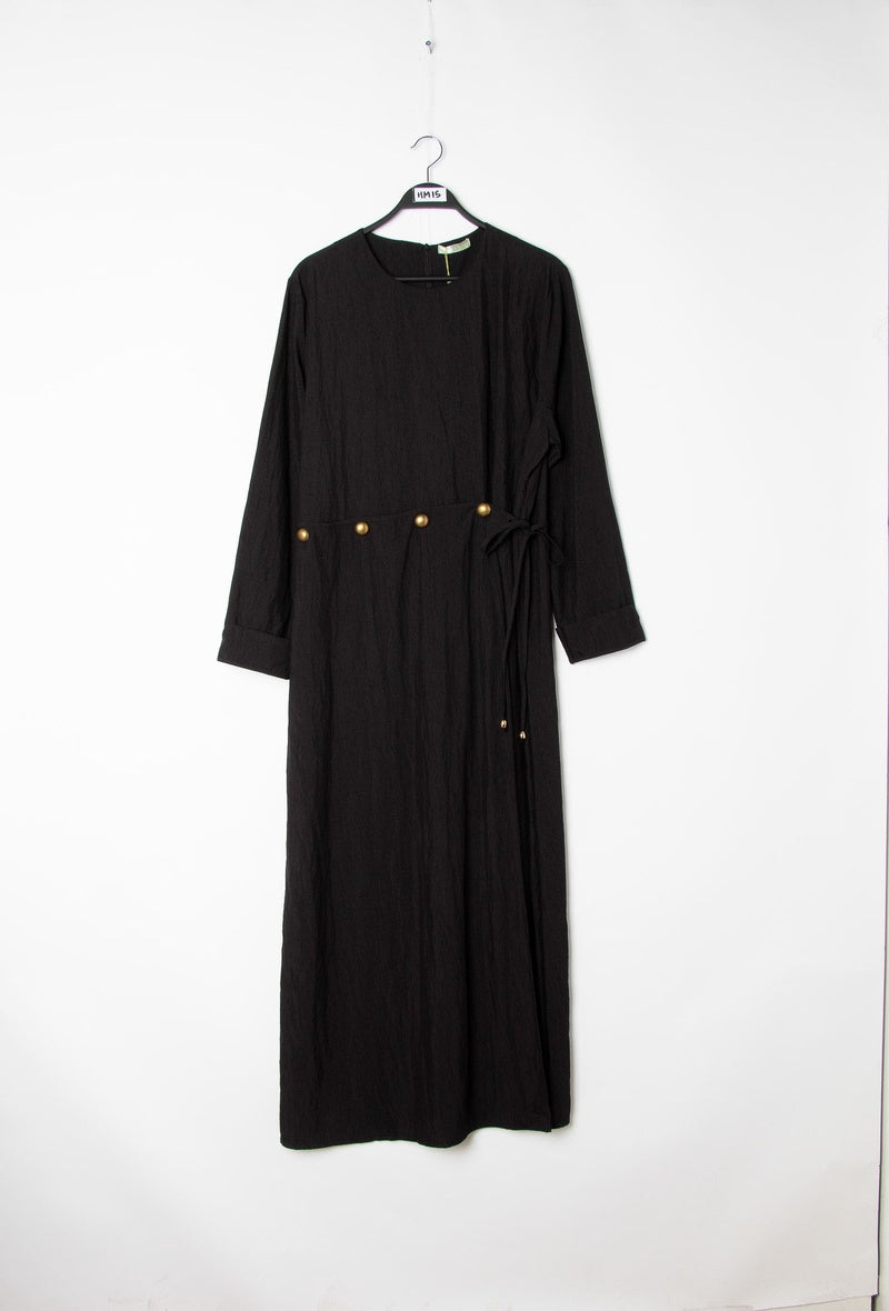 Robe longue unie détail ceinture boutonnée
