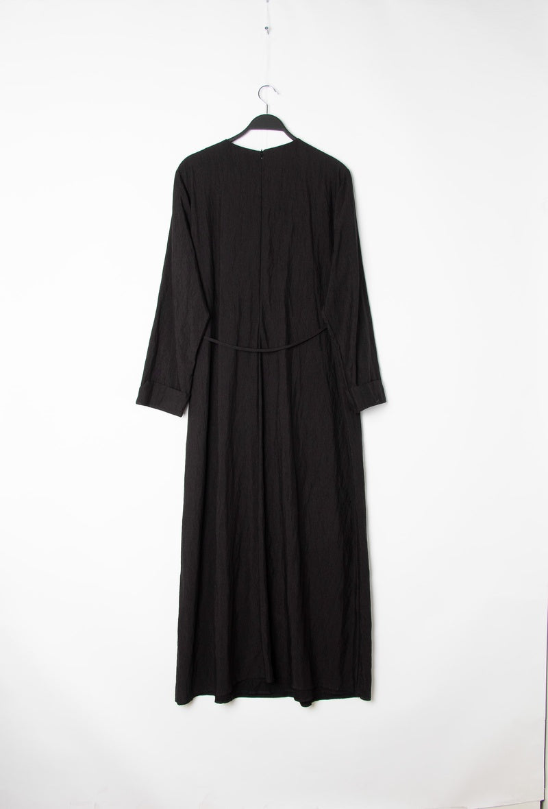 Robe longue unie détail ceinture boutonnée