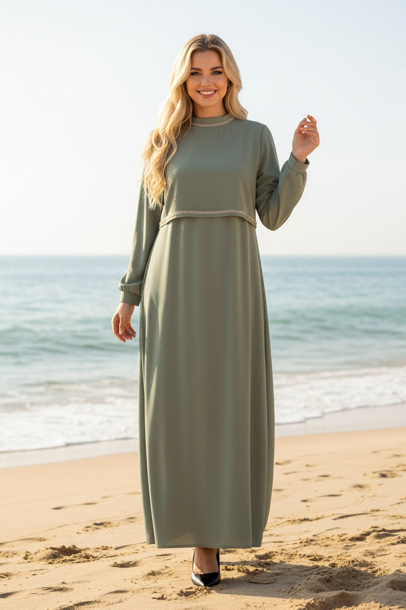 Robe longue unie élégante super évasée avec strass et doublure