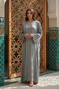 Abaya longue unie avec broderie fleurie perlée