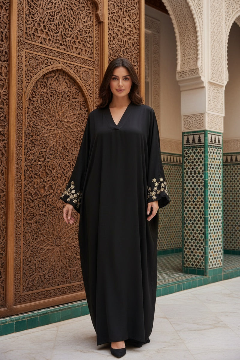 Abaya longue unie avec broderie fleurie perlée