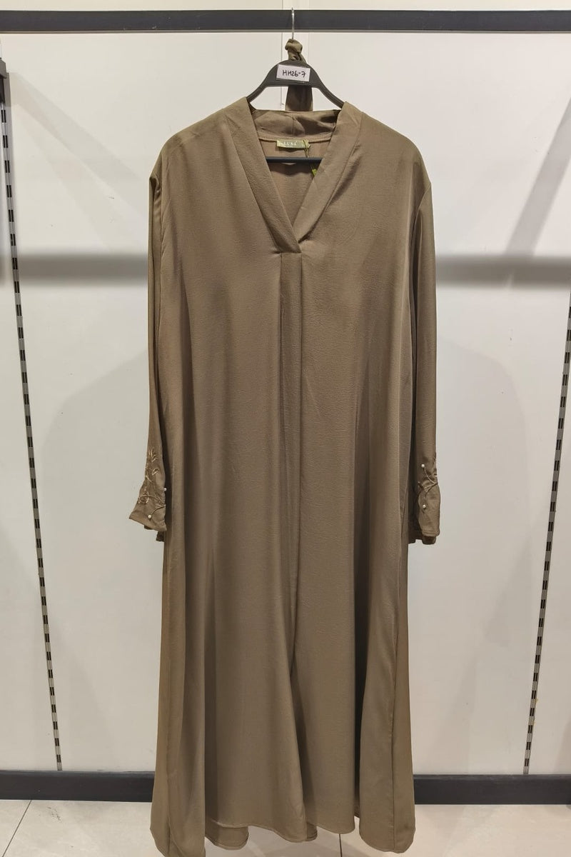 Abaya longue unie avec broderie fleurie perlée