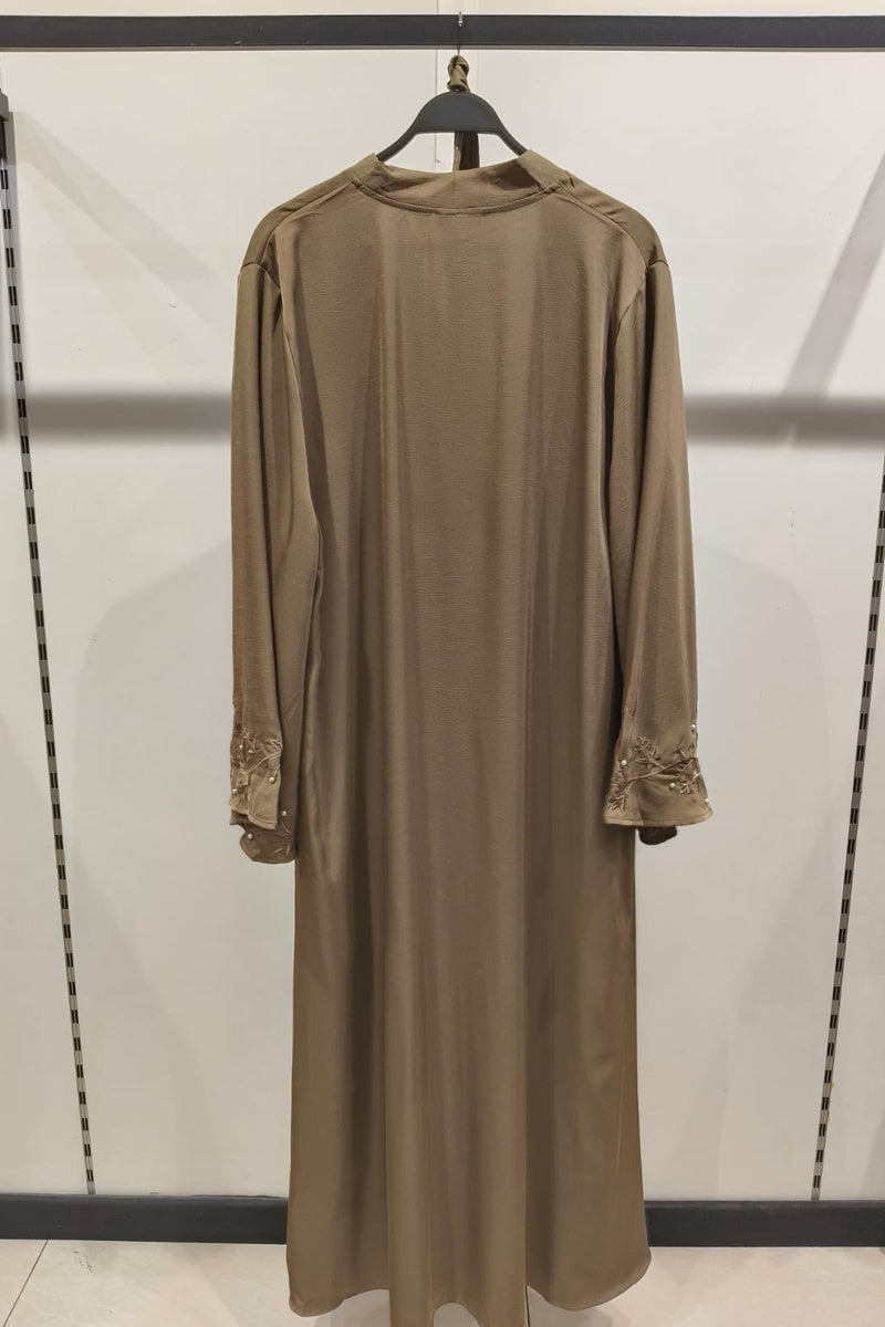 Abaya longue unie avec broderie fleurie perlée
