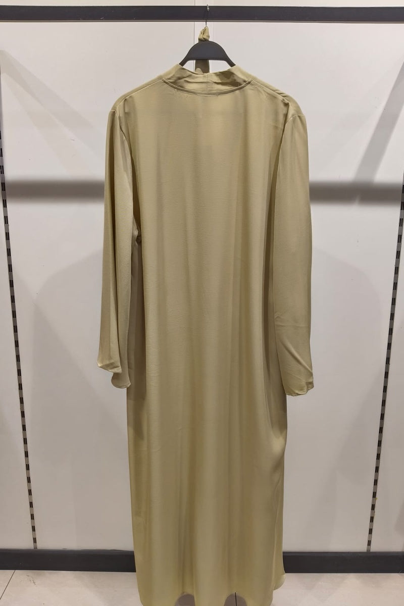 Abaya longue unie avec broderie strass et ceinture
