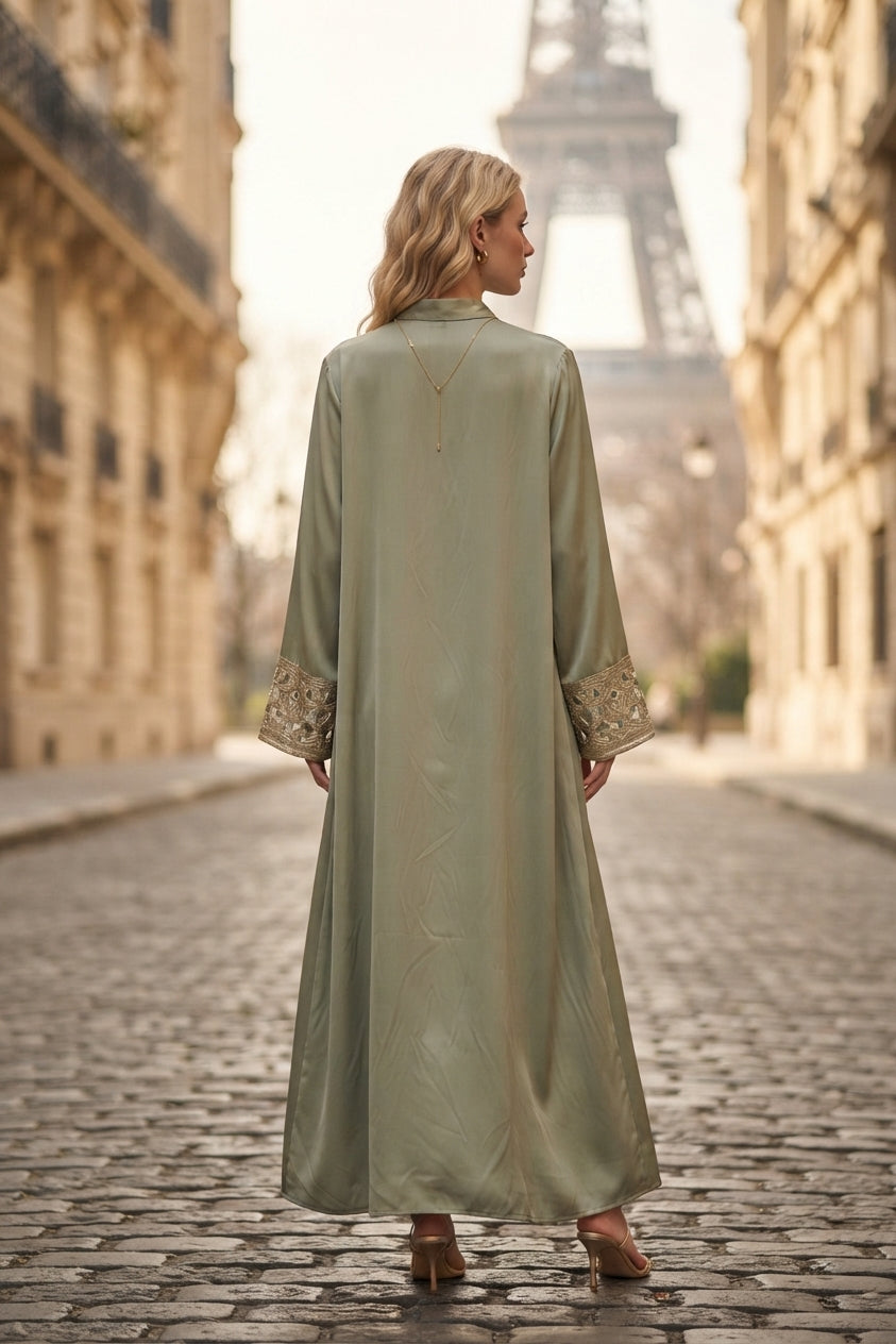 Robe longue abaya unie tissu comme soie brodée avec ceinture