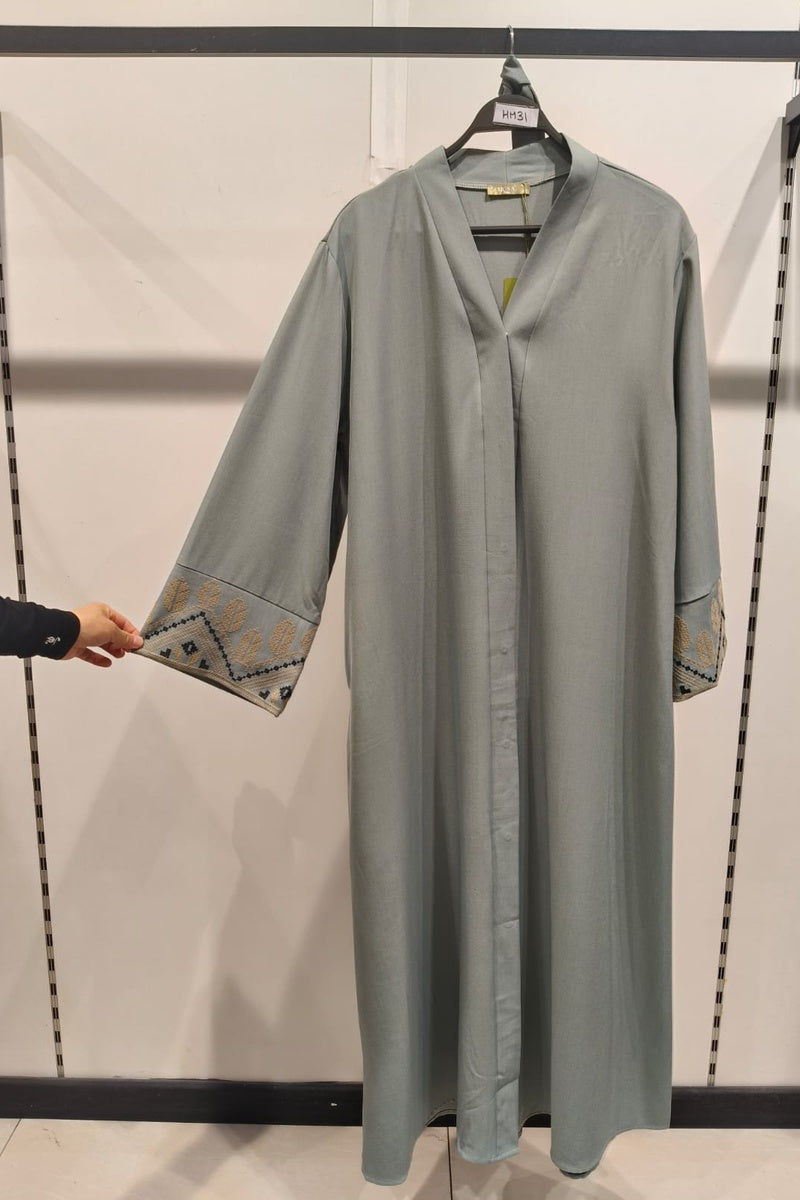 Abaya robe gilet longue premium longue unie avec broderie fleurie