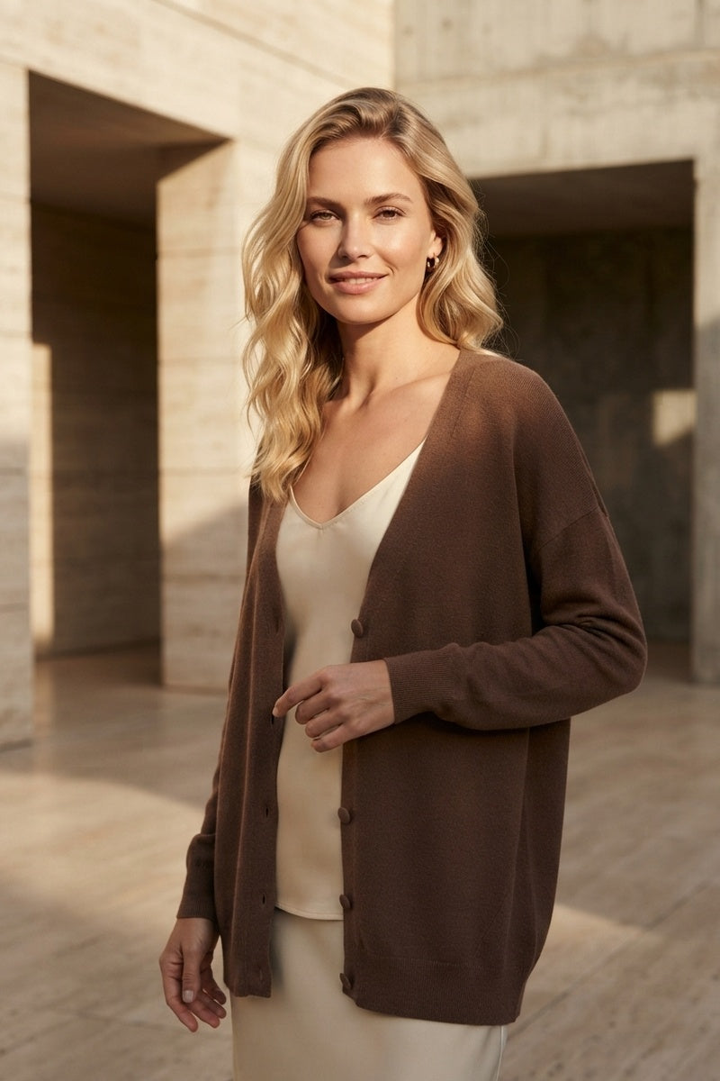Gilet long boutonné en maille fine