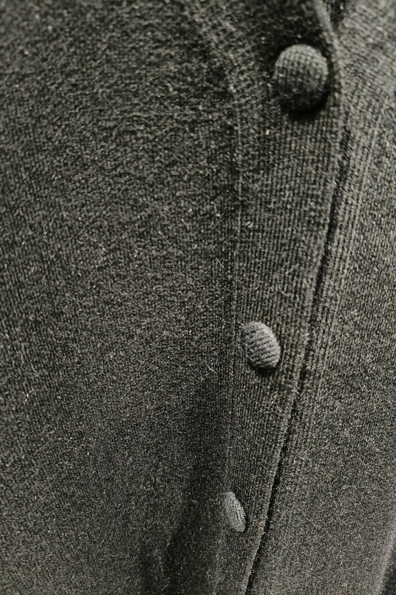 Gilet long boutonné en maille fine