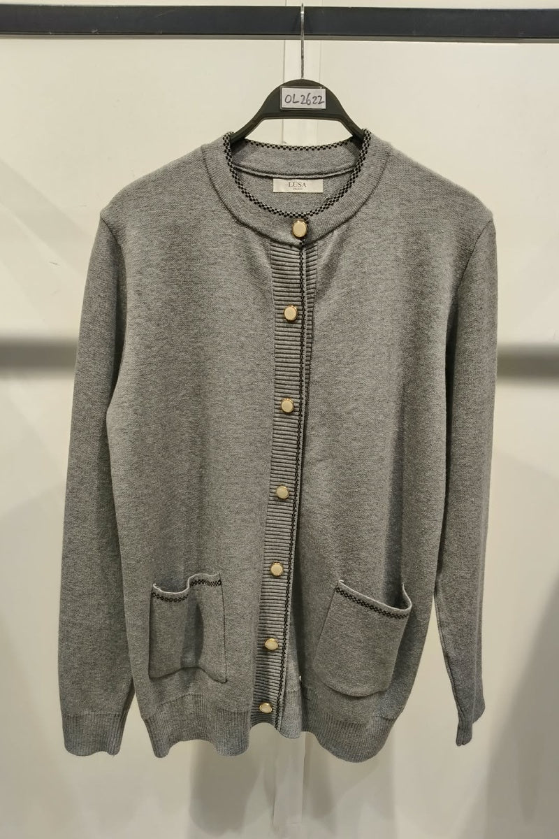 Gilet uni avec poches boutonné en maille fine