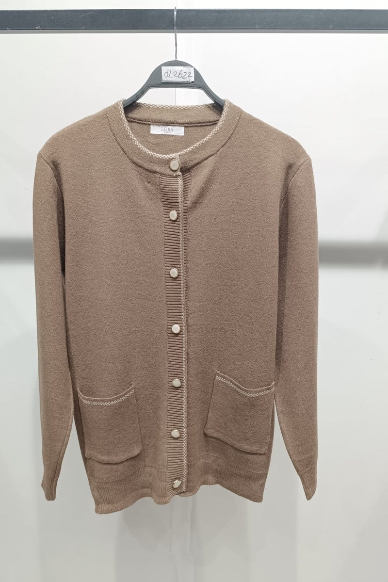 Gilet uni avec poches boutonné en maille fine