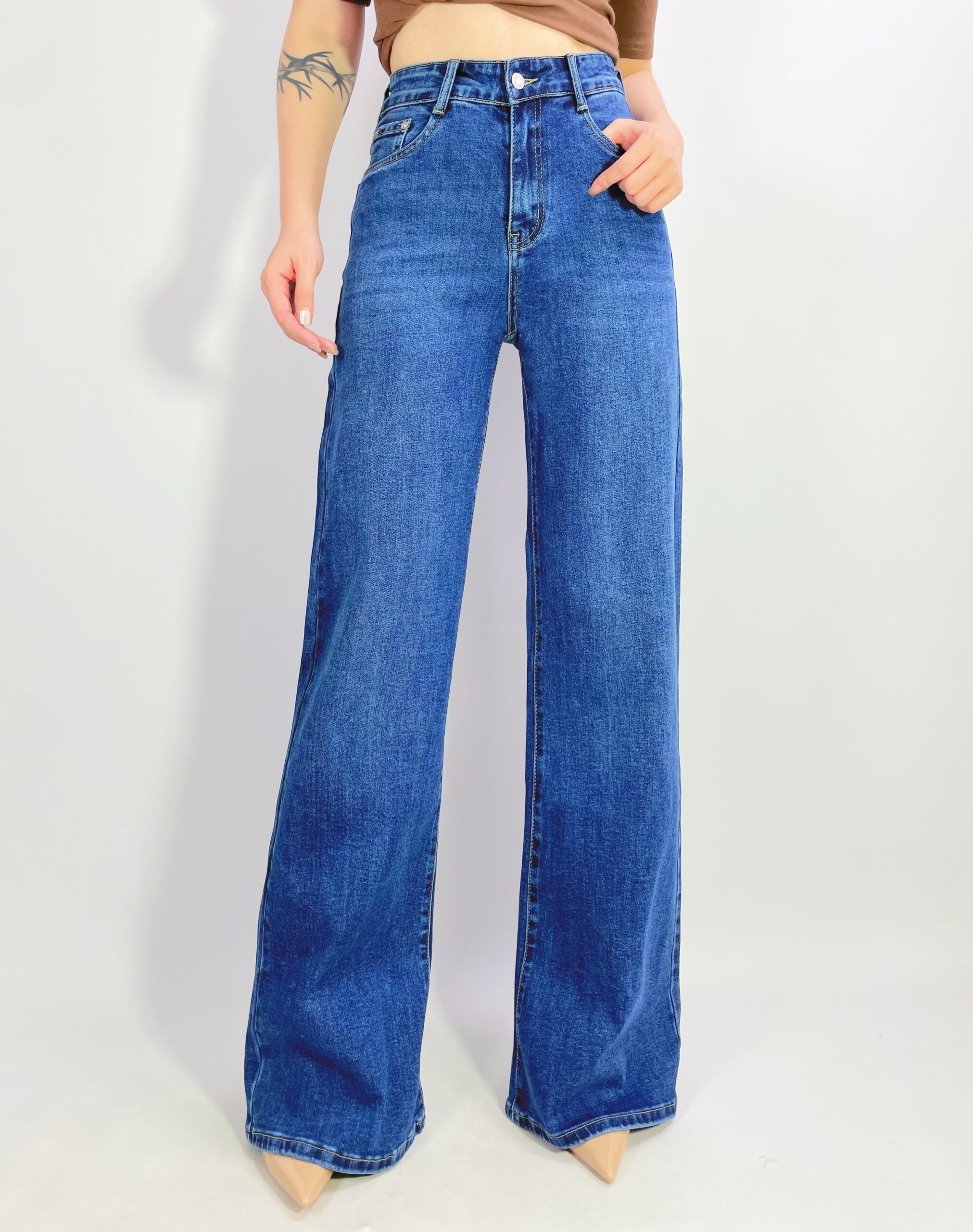 L8851_BLEU_(1)